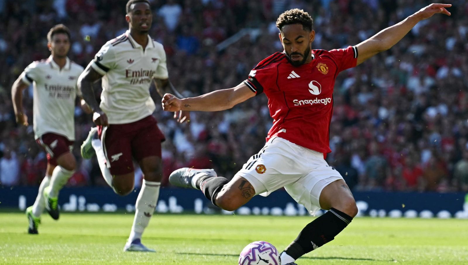 Fulham ile Manchester United Karşılaşmasının Tarih ve Yayın Detayları Açıklandı!