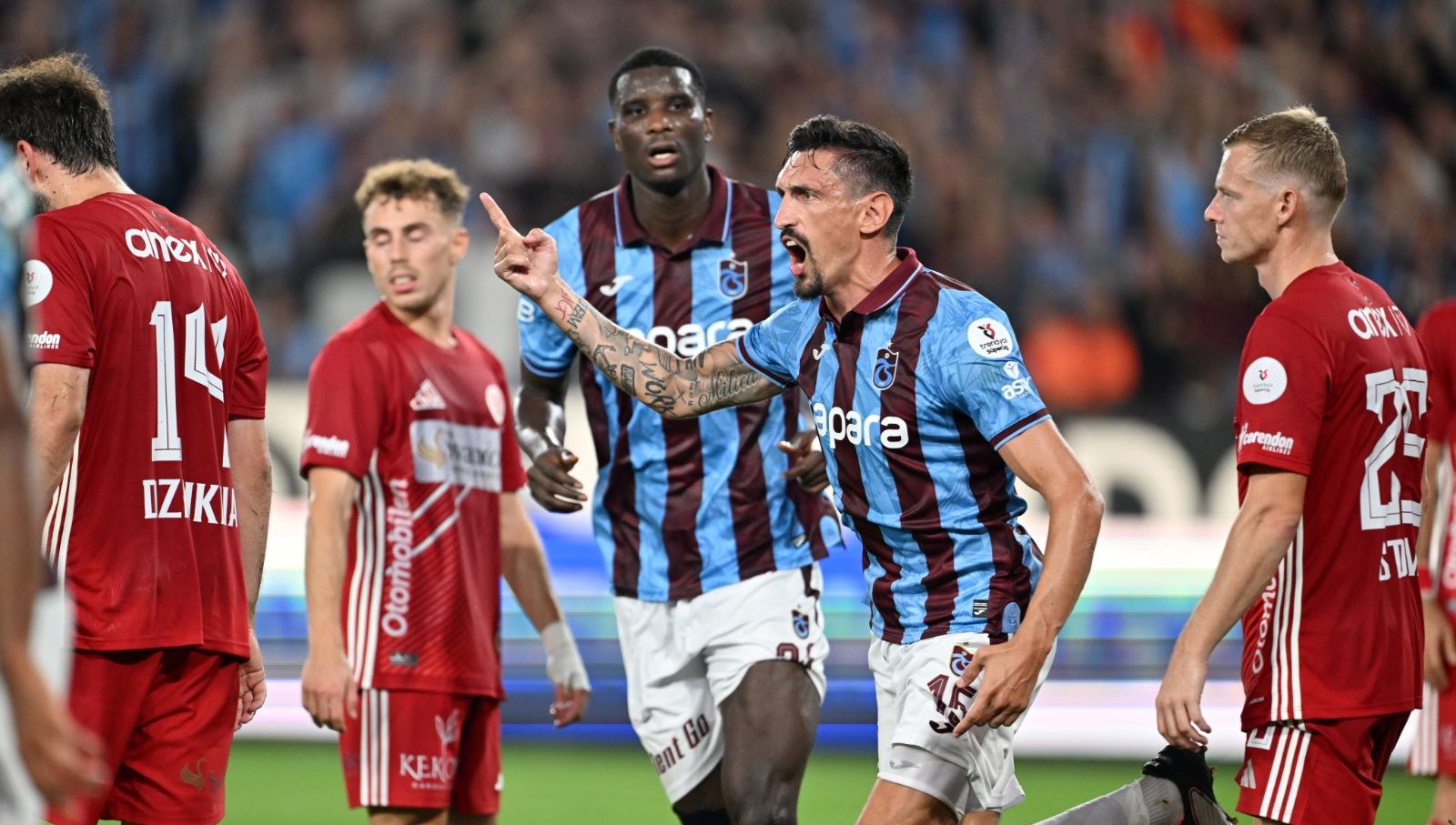 Fırtına Seriyi Sürdürüyor: Trabzonspor, Antalyaspor'u da Geçti!