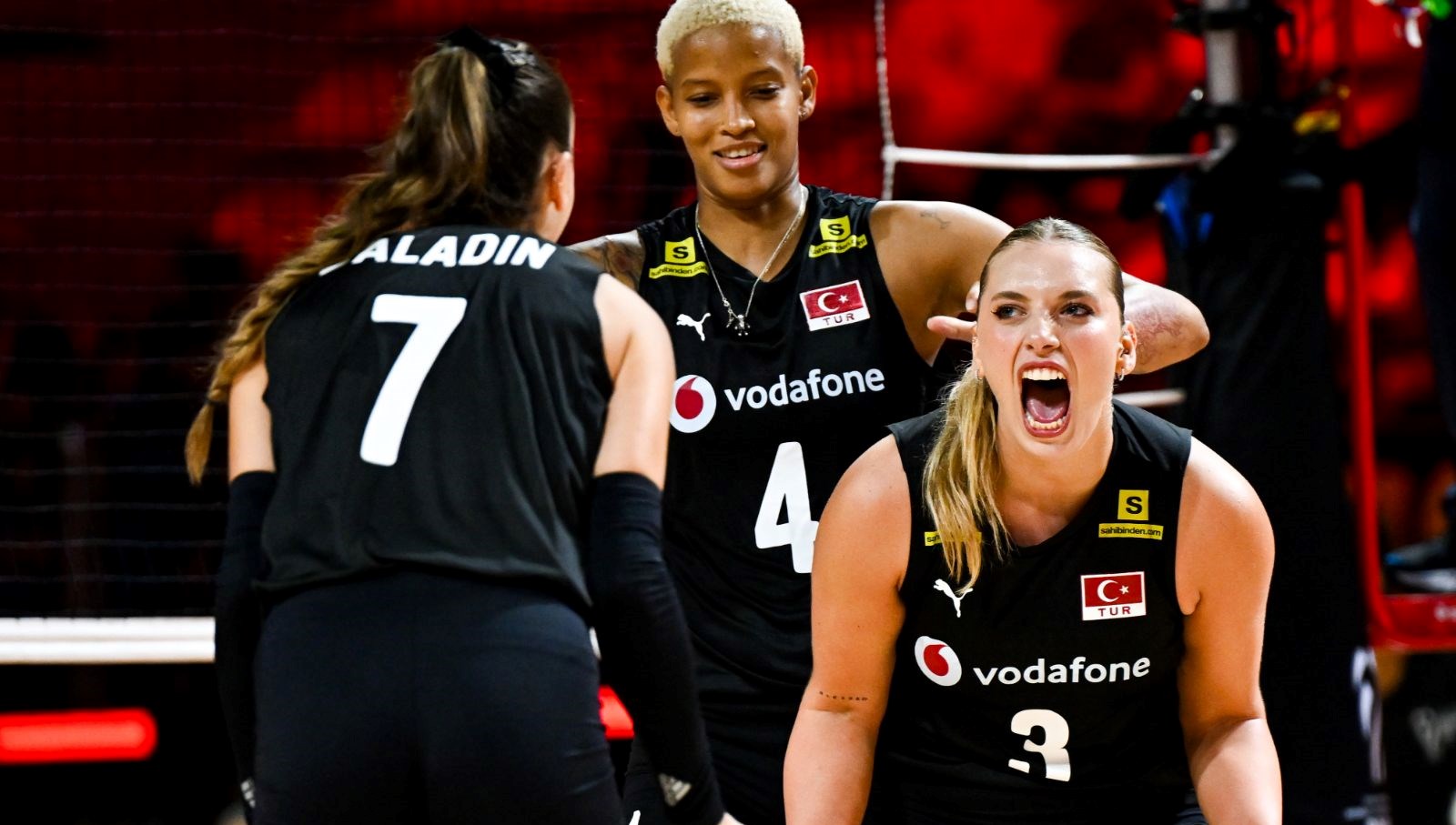 Filenin Sultanları: Türkiye-Kanada Voleybol Maçı Hangi Tarihte, Saat Kaçta ve Hangi Kanalda?