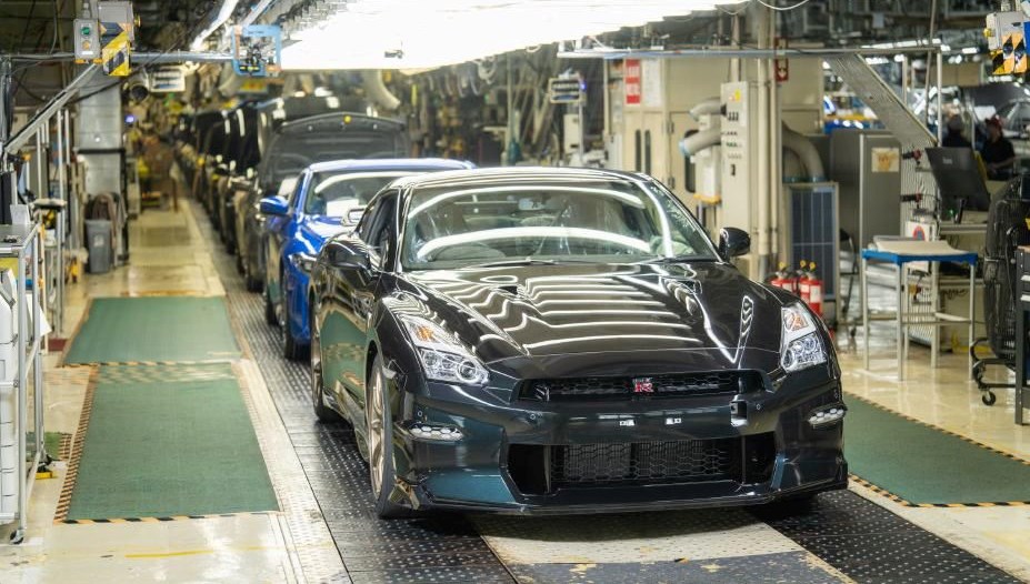 Efsanevi Nissan GT-R, Hayranlarıyla Duygusal Bir Veda Gerçekleştirdi!