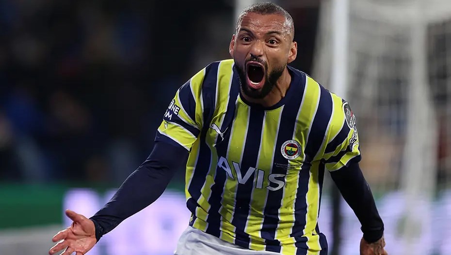 Fenerbahçe ile yollarını ayırdı, şimdi gol krallarının peşinde koşuyor!