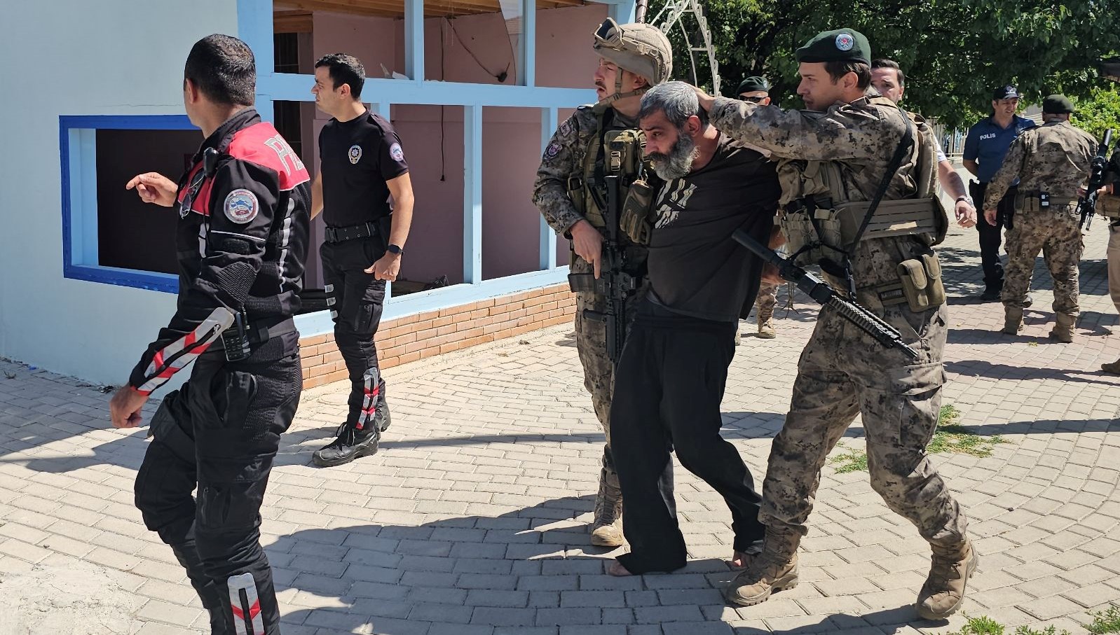 Silahlı çatışma: Bir can kaybı yaşandı!