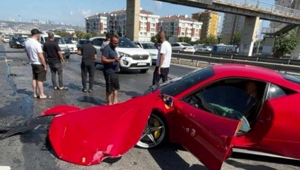 Ferrari kazası sonrası değişen hayat: Evi satışta!