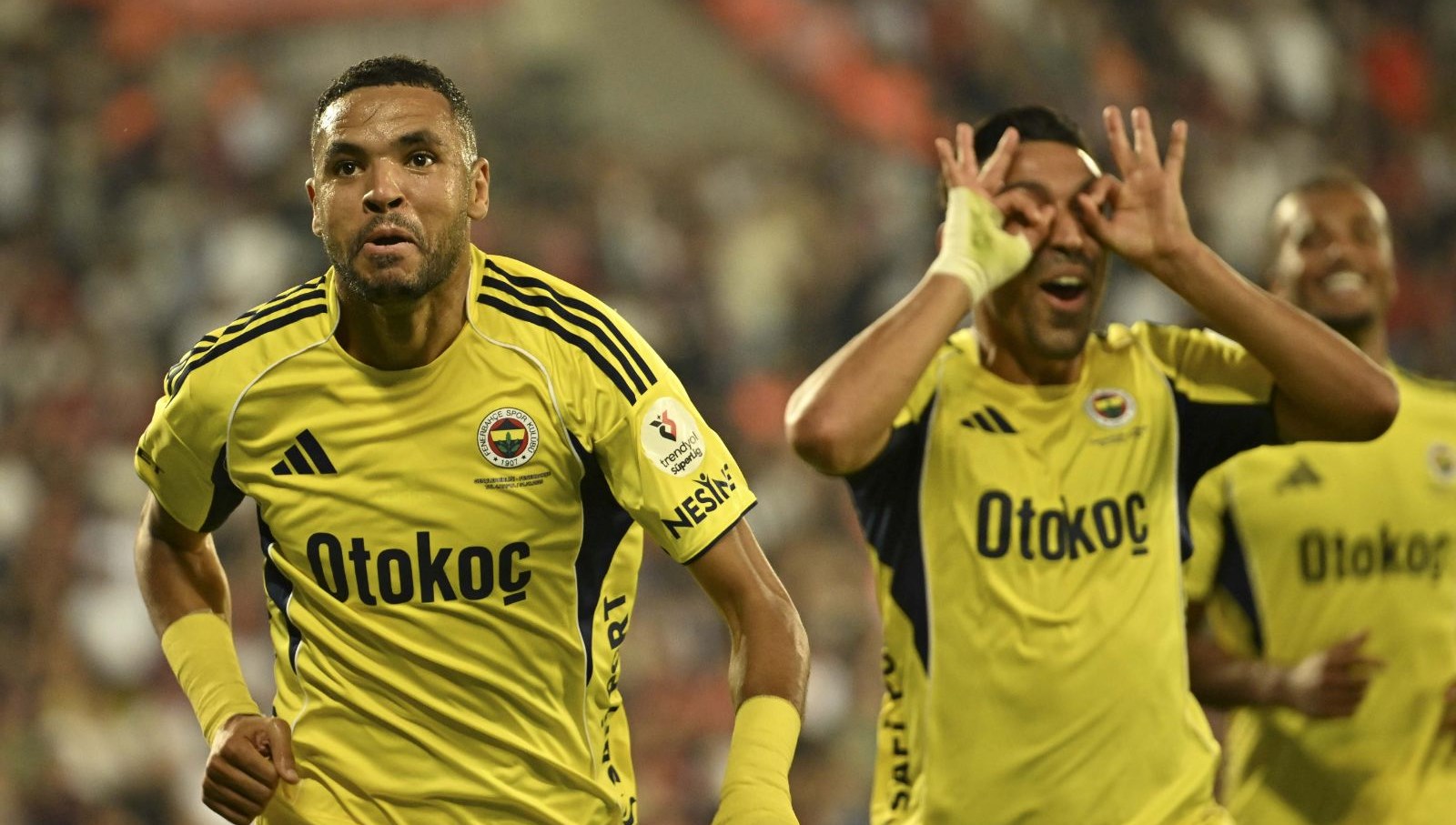 Fenerbahçe, Gençlerbirliği'ni 3 golle geçerek galibiyetle ayrıldı!