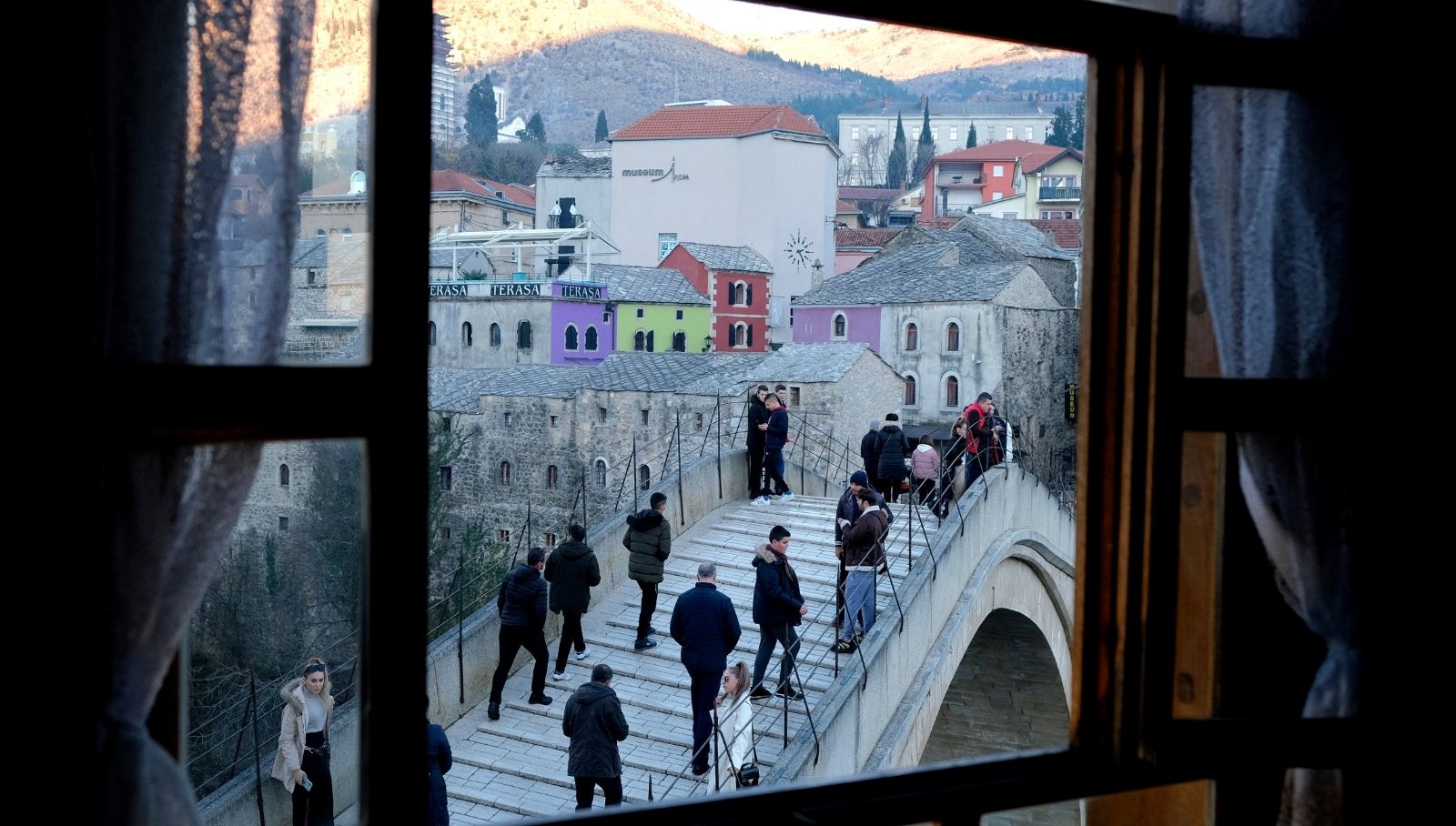 Bosna Hersek'te Otel, Hakaret Eden İsrailli Turiste