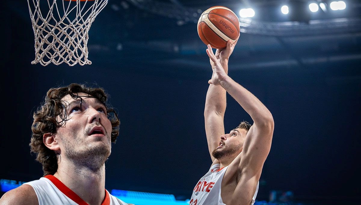 EuroBasket'te Türkiye-Sırbistan Mücadelesi İçin Geri Sayım Başladı! Maç Saati ve Yayın Detayları Burada!