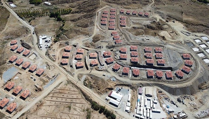 Deprem Tahribatına Karşı Mücadelenin Belgesi: 300 Bininci Konutun Teslim Tarihi Belli Oldu!