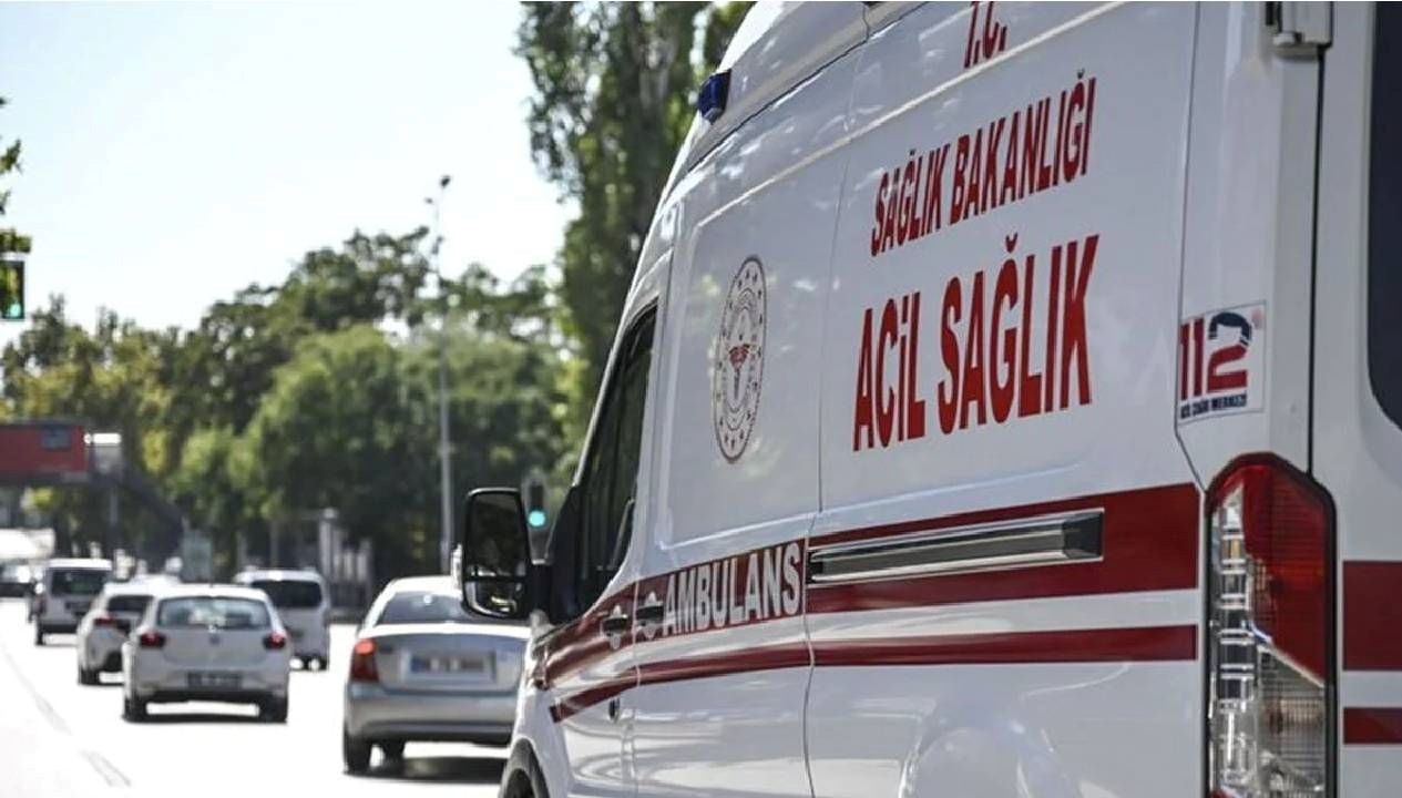 Kömür Yardım Tırı Kaza Yaptı: 2 Kişi Hayatını Kaybetti