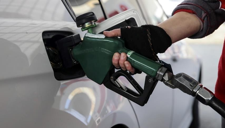 Endonezya'da Benzin Krizi Kapıya Dayandı: Shell ve BP İflasın Eşiğinde!