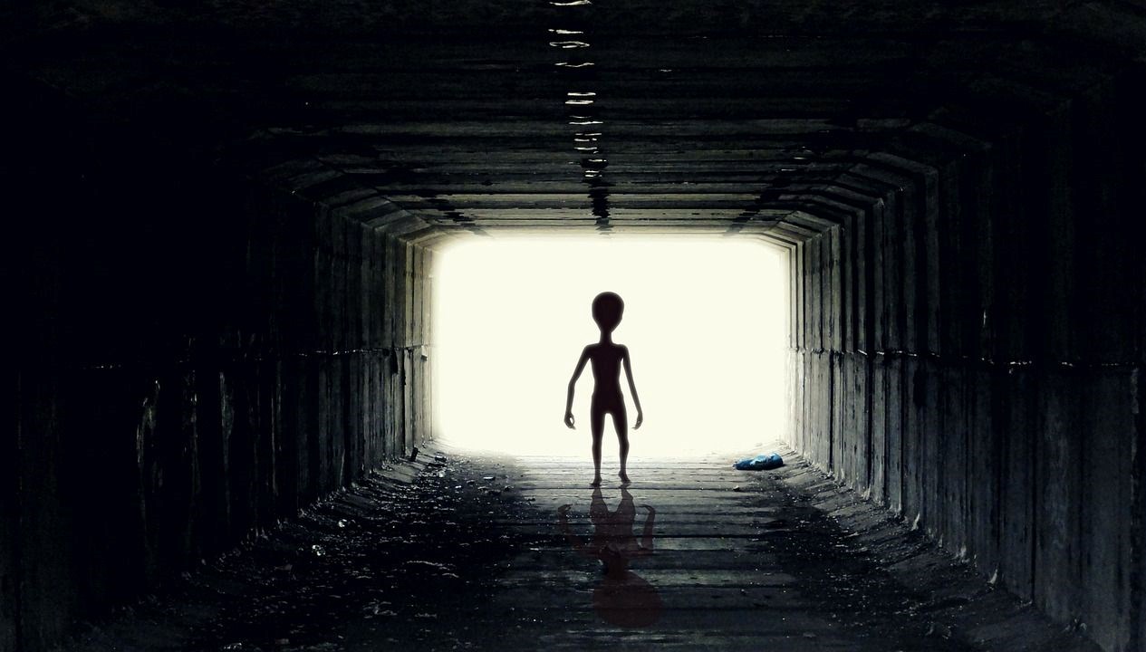 ABD Kongresi, UFO Tanıklarını Ağırlıyor: Gizemli Görüntüler Açığa Çıkıyor!