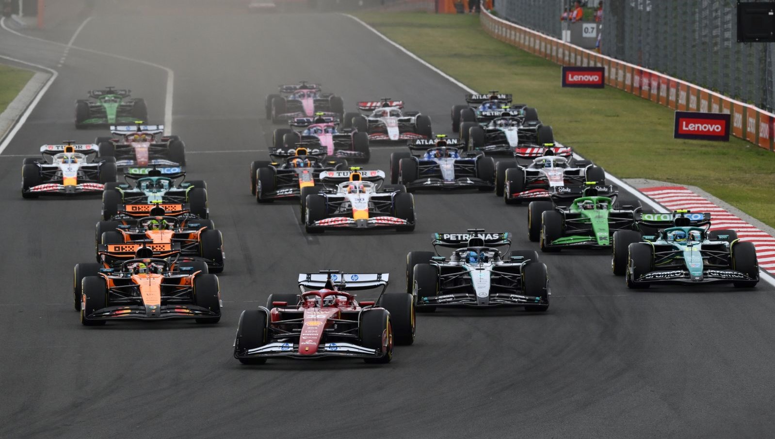 İtalya'da Formula 1 Coşkusu Sürüyor!