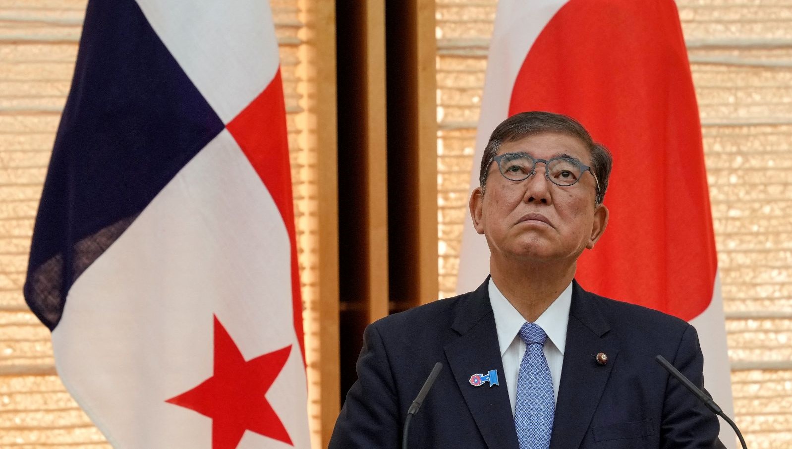 Japonya'da Siyasi Sarsıntı: Başbakan İşiba Görevinden Ayrılıyor!