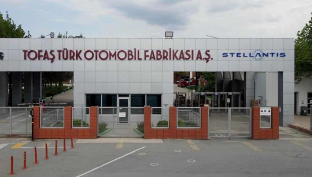 Tofaş ve Stellantis Arasında Üretim Anlaşması: Dört Marka İçin Ticari Araç Üretimi Başlıyor!