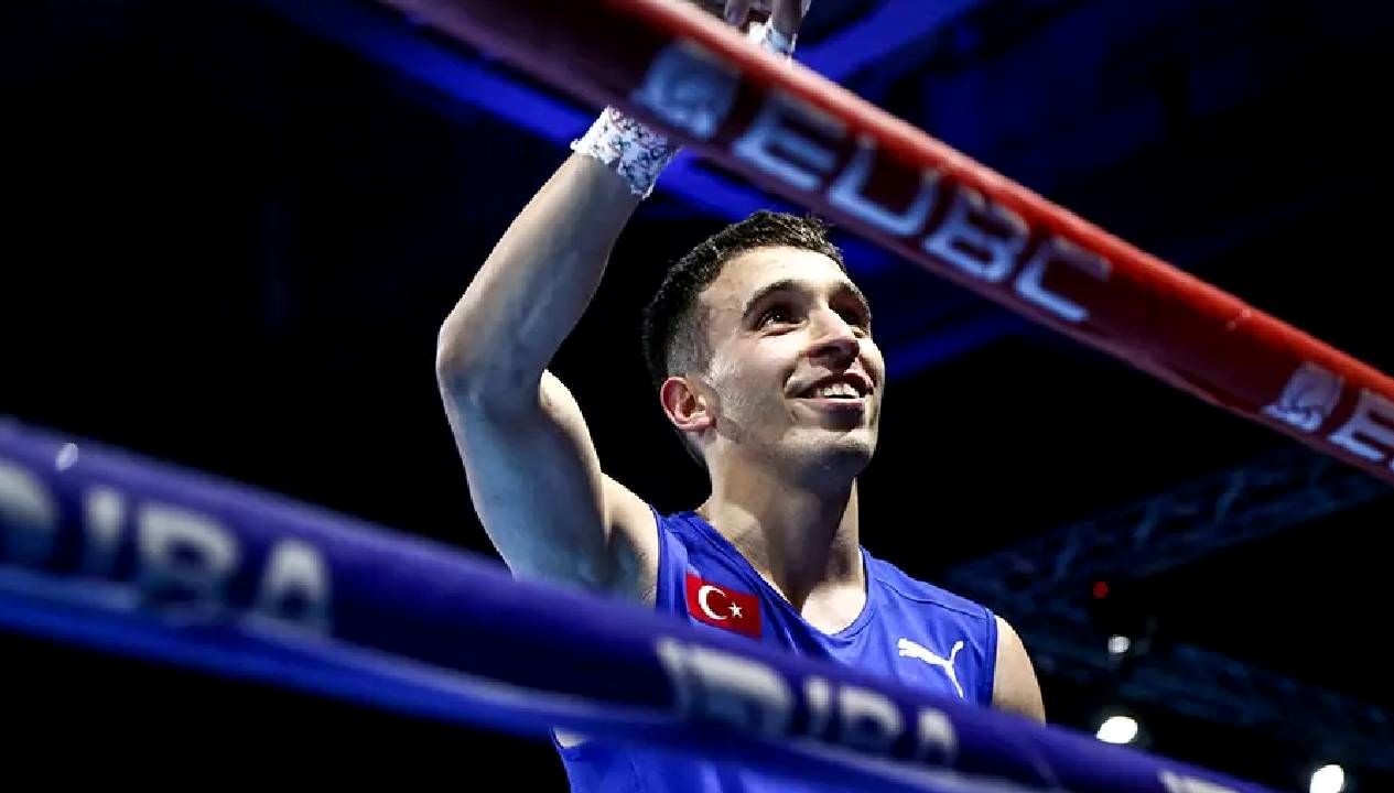 Samet Gümüş, Dünya Şampiyonası'nda Çeyrek Finale Yükseldi!