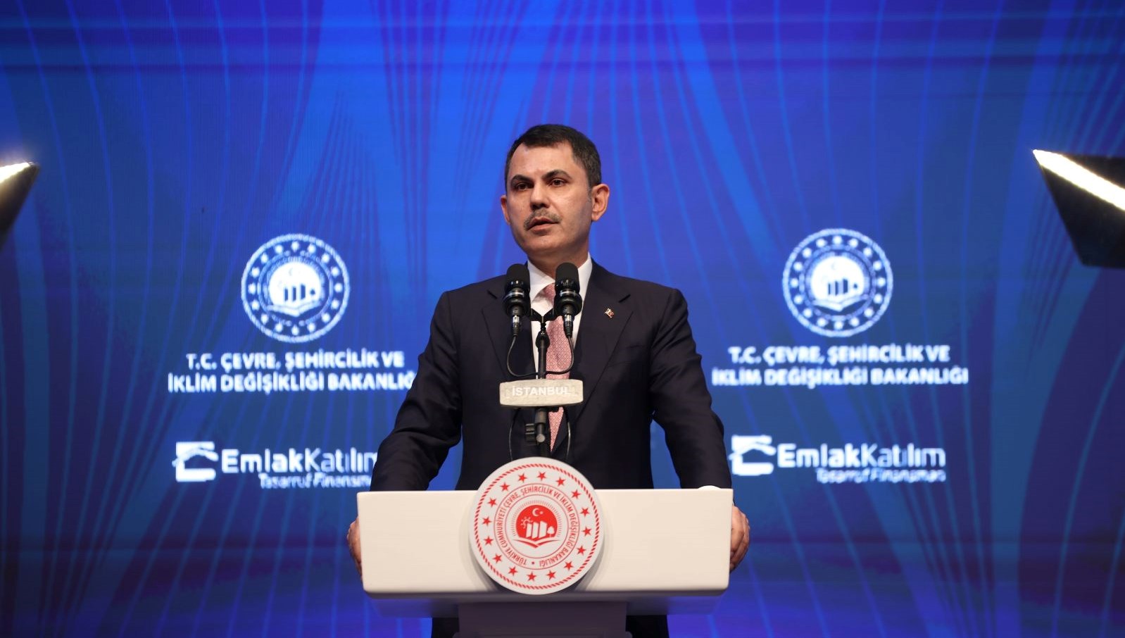 Kamu Desteğiyle Faizsiz Konut IMKANLARI: Bakan Kurum'dan Emlak Katılım Modeli Açıklamaları!