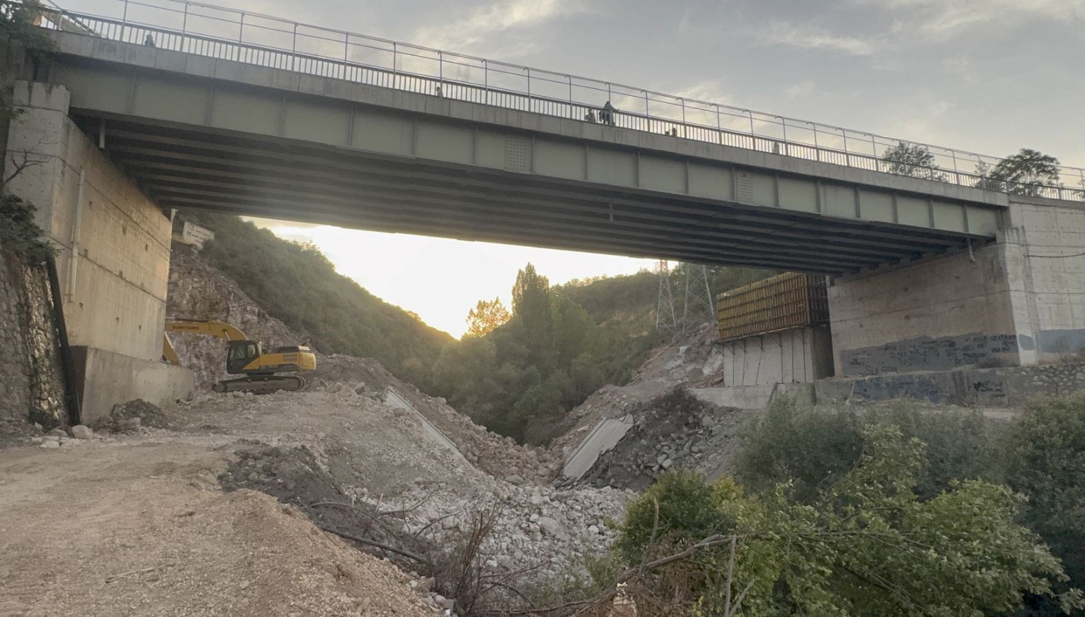 Hamsu Köprüsü'nde Tehlike Alarmı: Trafiğe Kapatıldı!