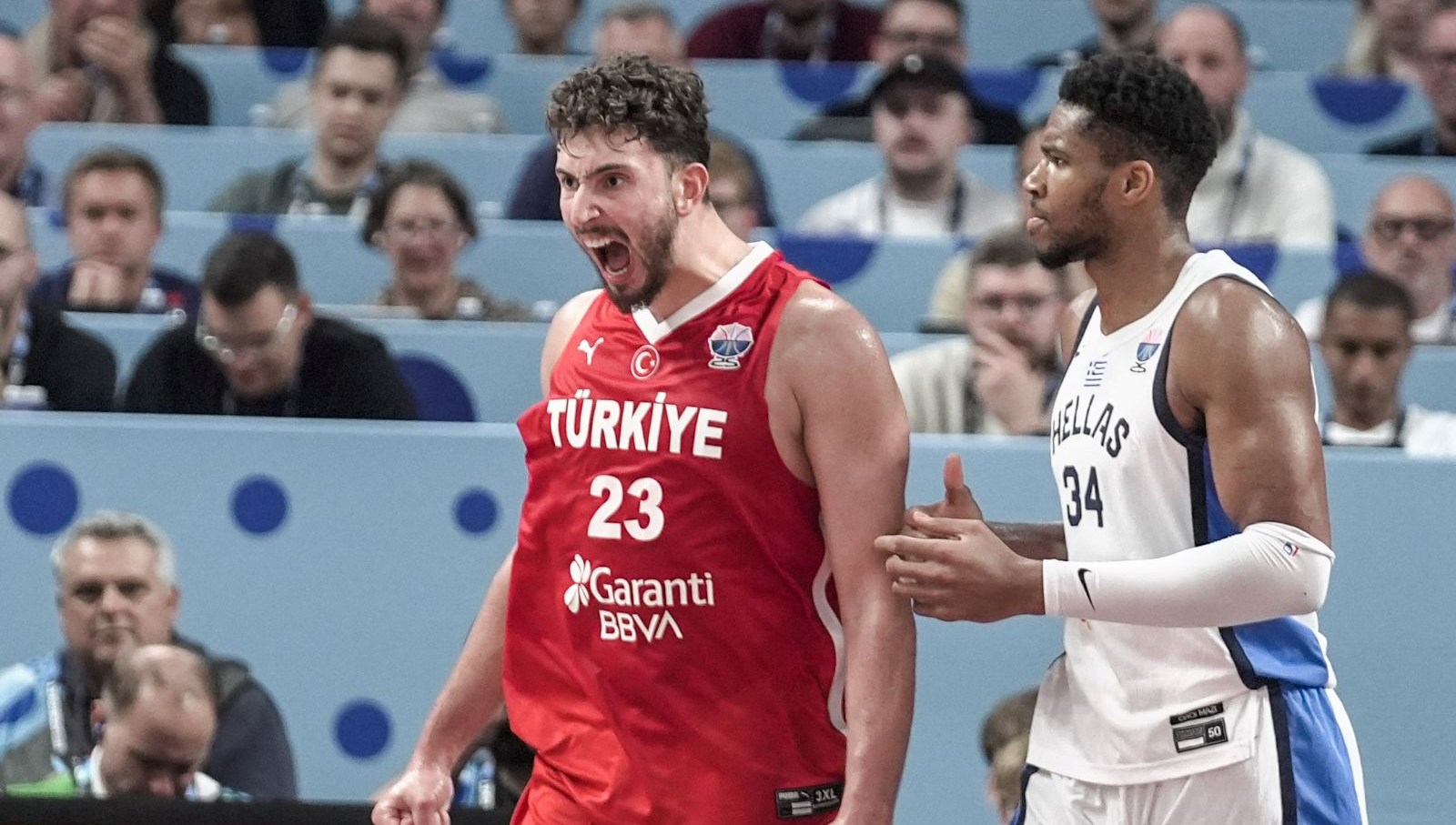 12 Dev Adam, EuroBasket'te Almanya’yı geçerek şampiyonluğa koşuyor!