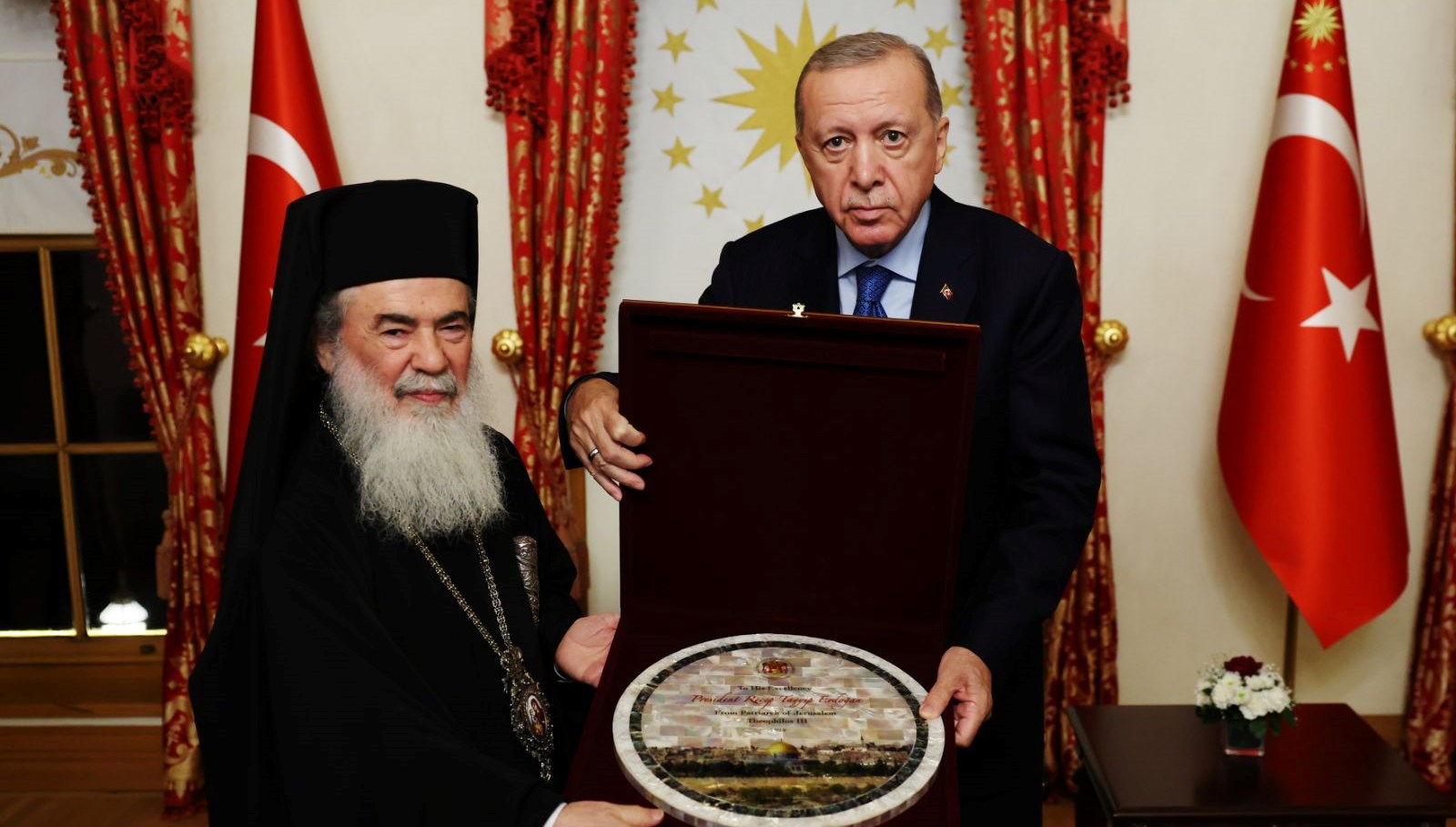 Erdoğan, Kudüs'ün Ruhani Temsilcisi Giannopoulos'u Ağırladı