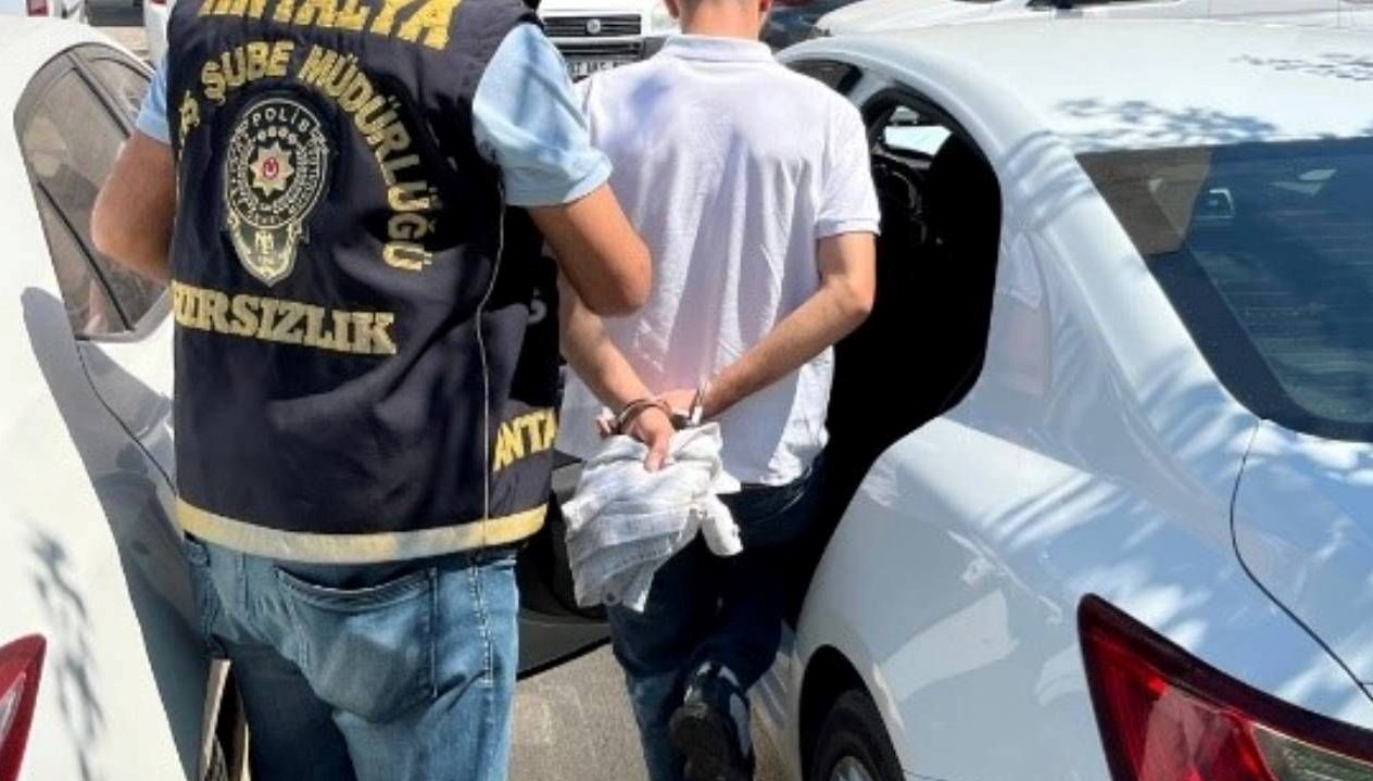 Antalya'da Güvenlik Ağı: 166 Gözaltı ile Asayiş Operasyonu Başarıya Ulaştı!