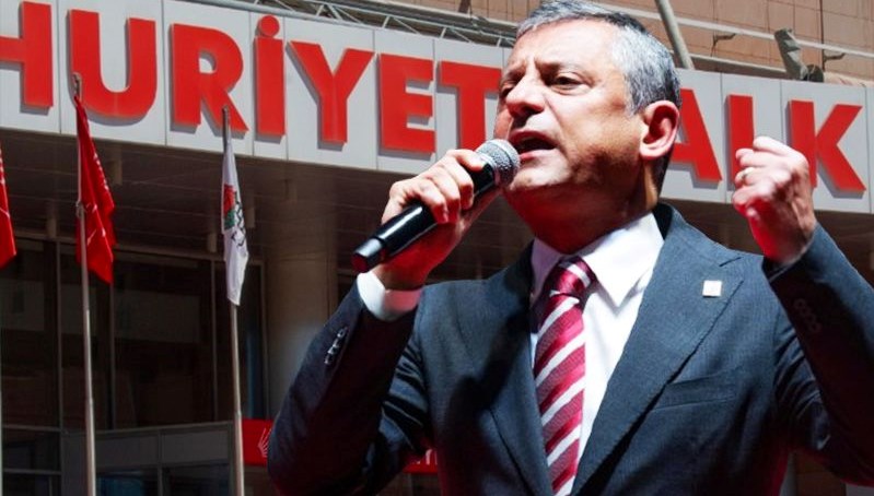 CHP'nin Yeni Hamlesi: Özgür Özel Kurultay İçin Adım Atıyor!