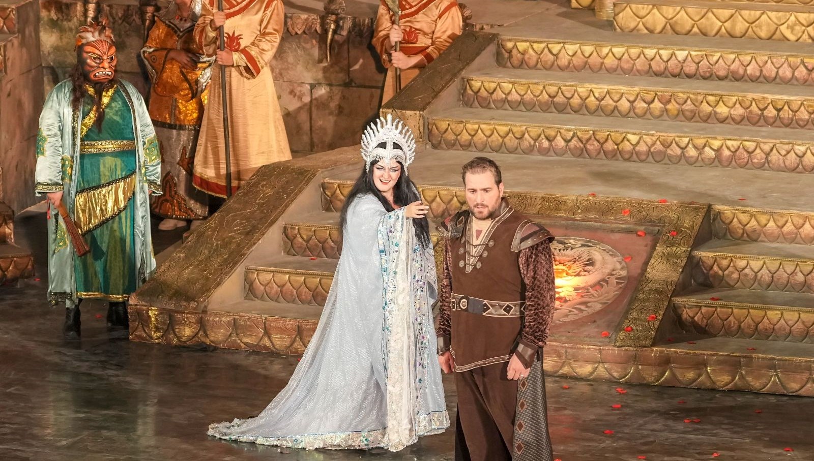 Büyüleyici Performanslar: 32. Uluslararası Aspendos Opera ve Bale Festivali Kapılarını Açtı!
