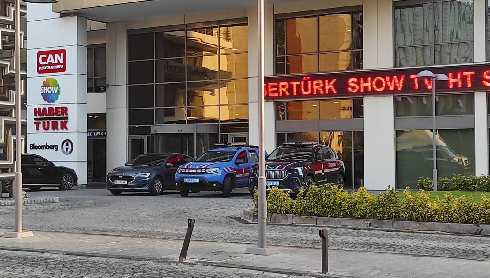 Can Holding davasında şok gelişme: Beş kişi tutuklandı, birine ev hapsi verildi!
