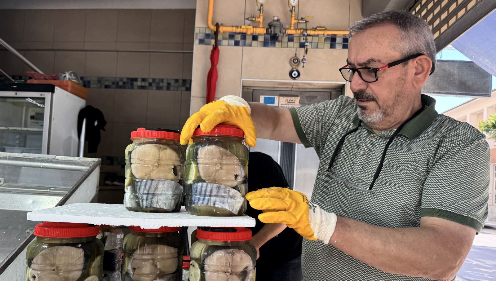 Erken sezonun dikkat çeken ürünü: Kavanoz fiyatı 2 bin lira!