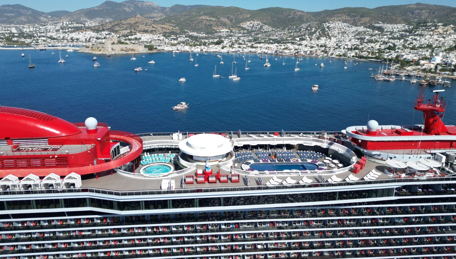 Bodrum’a Rekor Akın: 2.521 Yeni Turist Şehri Keşfetmeye Geldi!
