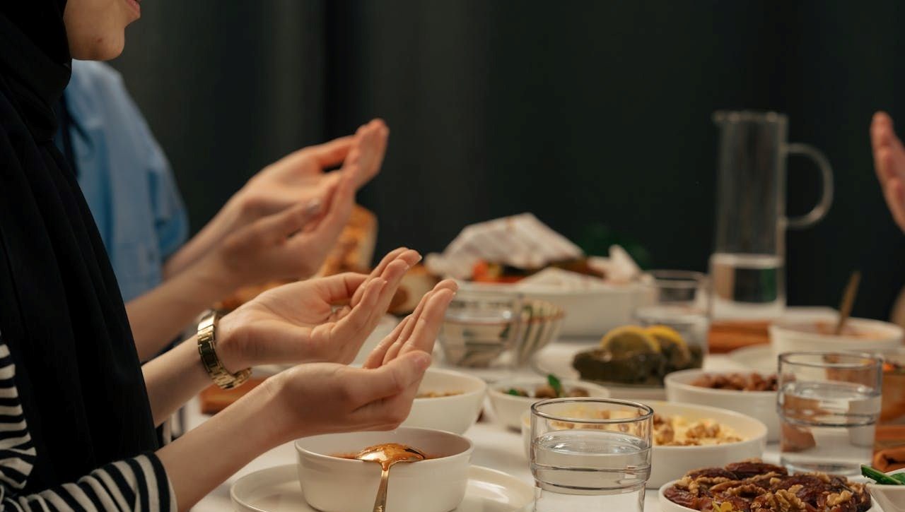 2026 Ramazan'ının Başlangıcı: İlk Oruç Tarihi Belli Oldu!