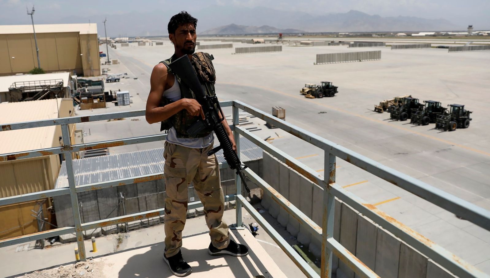 Bagram Hava Üssü'ne Dönüş: Trump'ın 2021'de Çekilen ABD Güçleri için Çağrısı