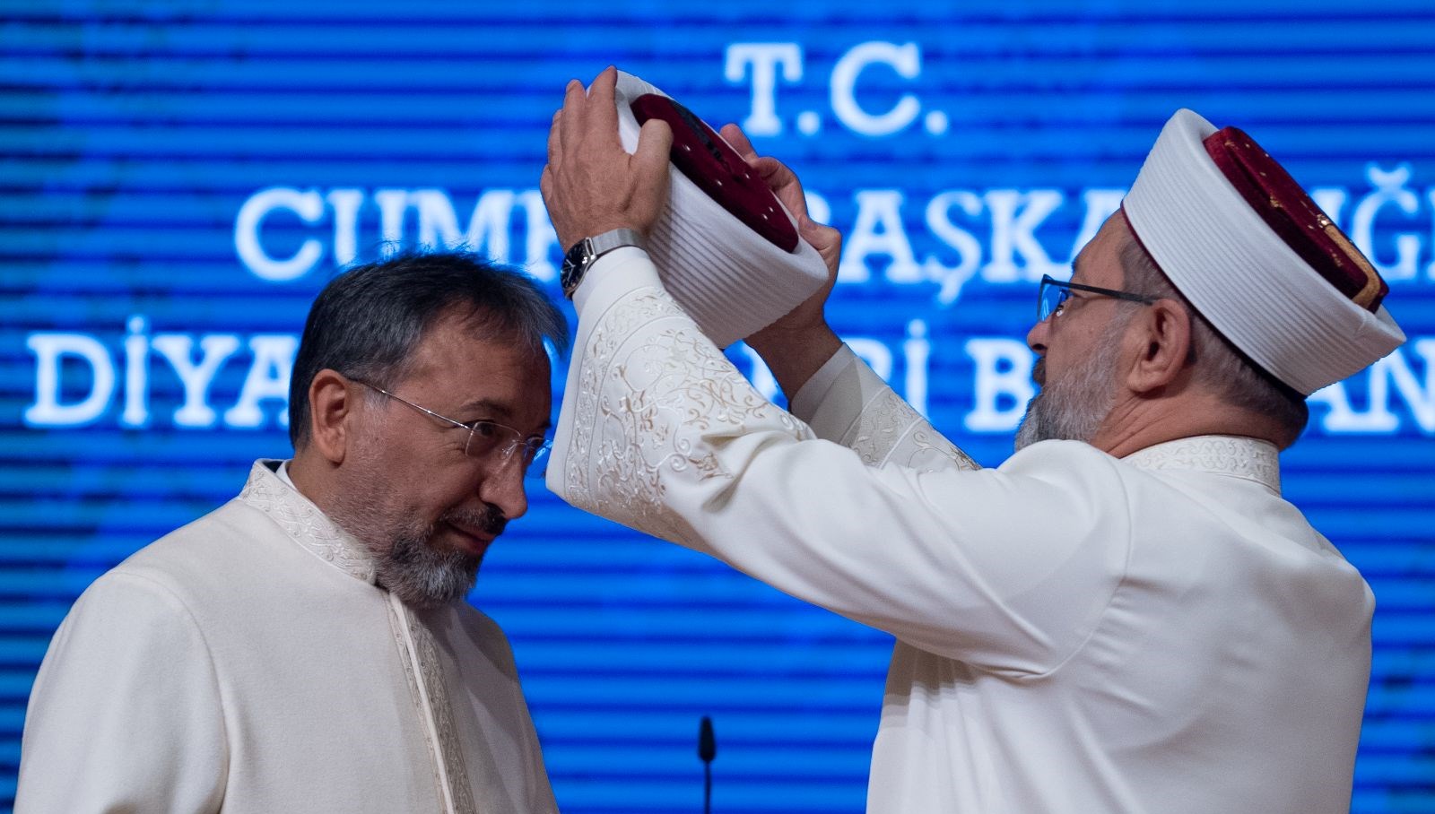 Diyanet İşleri Başkanlığı’nda Yeni Bir Dönem Başlıyor: Devir Teslim Töreni Gerçekleşti