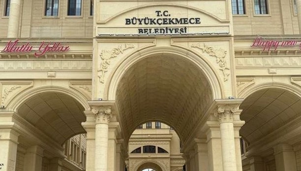 Büyükçekmece'de Rüşvet Skandalında Son Gelişme: Bir Sanık Serbest Bırakıldı!