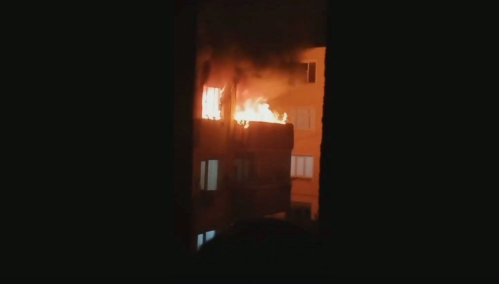 Bursa'da Korkunç Yangın: Televizyon Fişi Faciası Can aldı, 3 Kişi Hayatını Kaybetti
