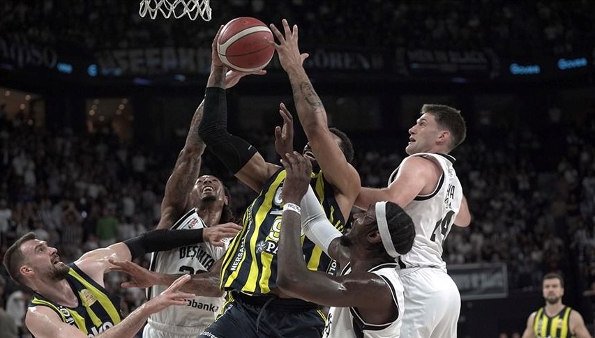 Fenerbahçe Beko ile Beşiktaş GAİN'in karşı karşıya geleceği 38. Cumhurbaşkanlığı Kupası maçı ne zaman, hangi saatte ve hangi kanalda canlı yayınlanacak?