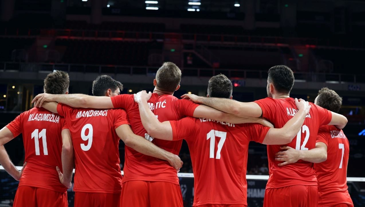Filenin Efeleri Çeyrek Finalde! Türkiye - Polonya Voleybol Maçı Ne Zaman ve Hangi Kanalda?