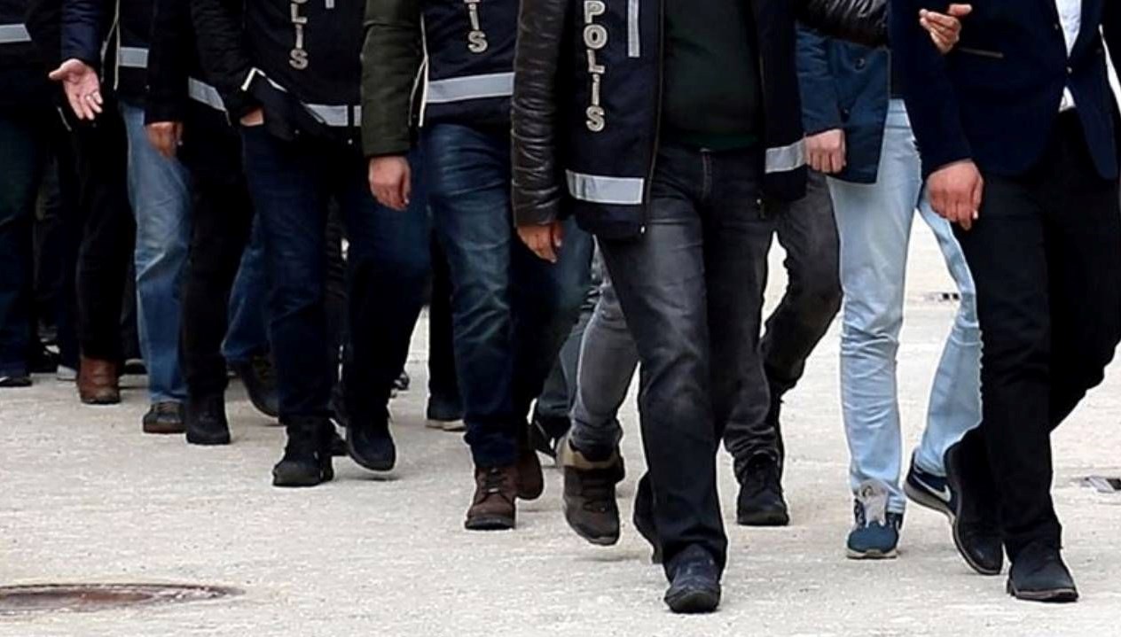 İstanbul'da Şafak Operasyonu: DHKP/C Çetesi Çökertildi!