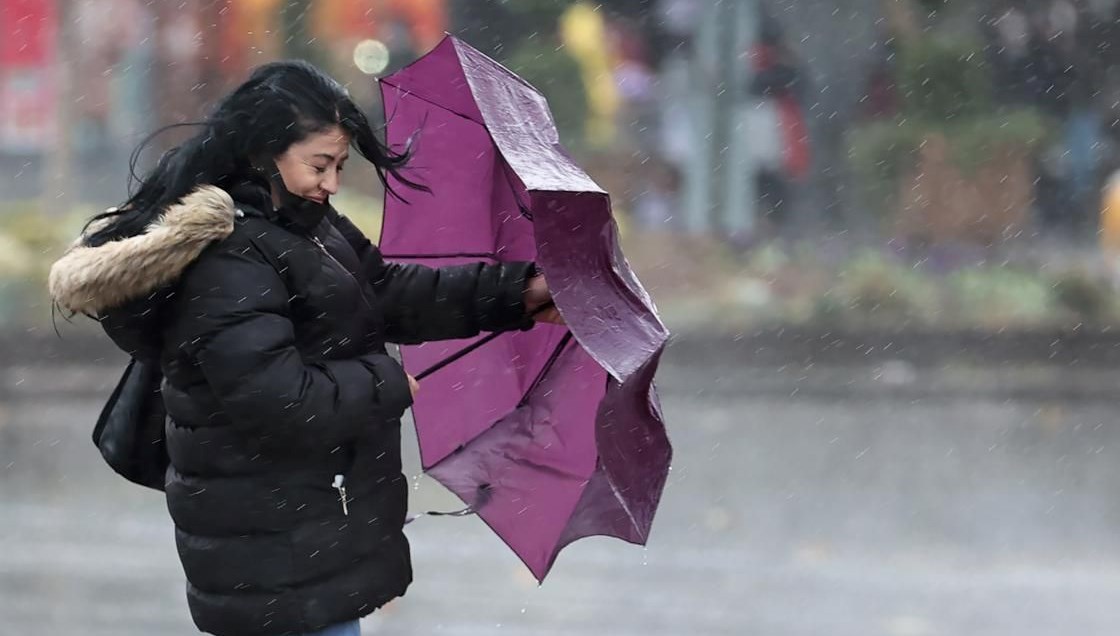 Valilikten Uyarı Geldi: İstanbul'da Fırtına Alarmı!