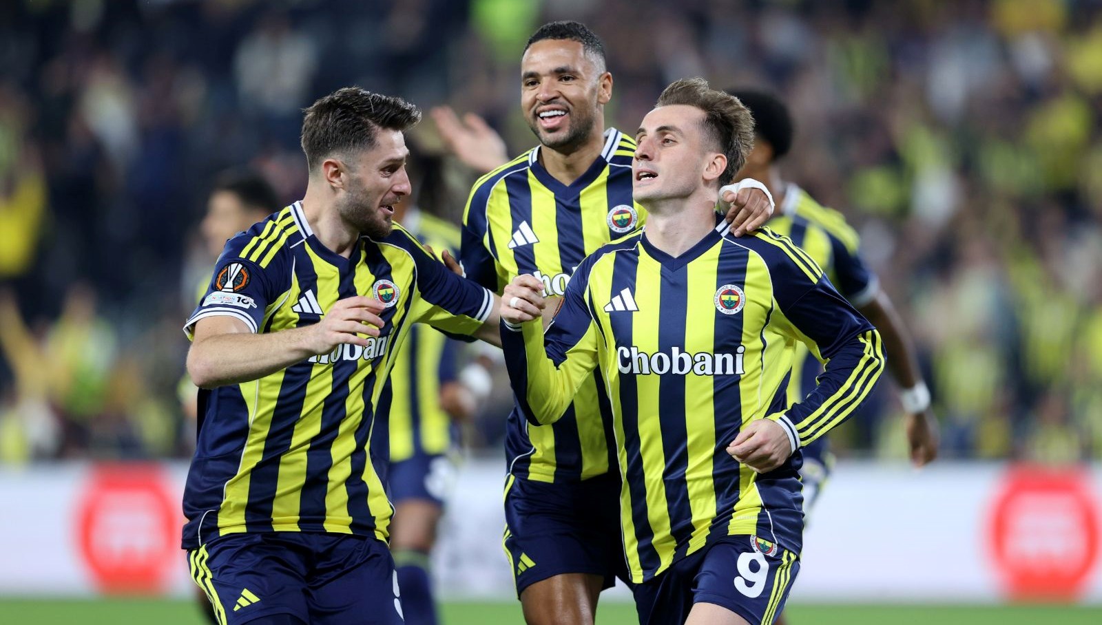 Fenerbahçe'de Tarihe Geçen An: Kerem Aktürkoğlu'ndan İlk Performans!