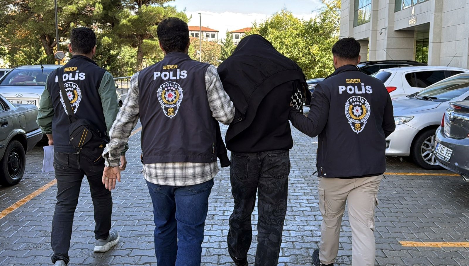 Yasa Dışı Bahis Çetesi Çökertildi: Gözaltılar Gerçekleşti!