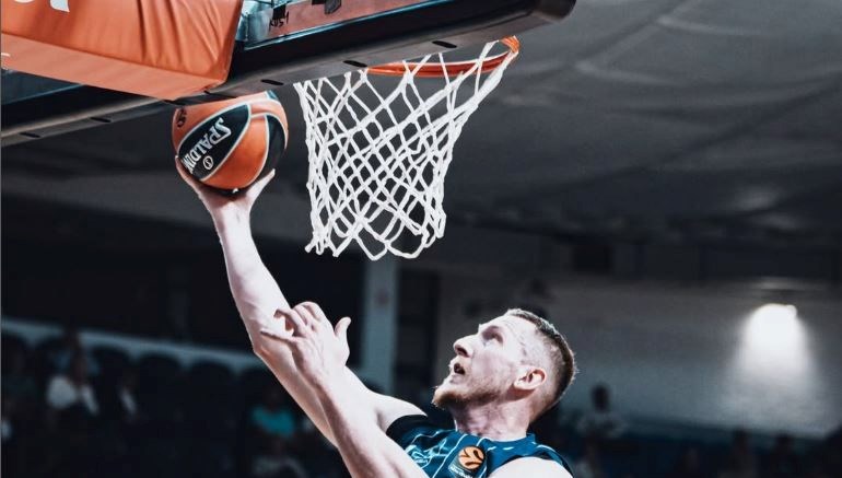 Anadolu Efes, Euroleague’de zafer arayışında! Partizan maçı ne zaman ve hangi kanalda?