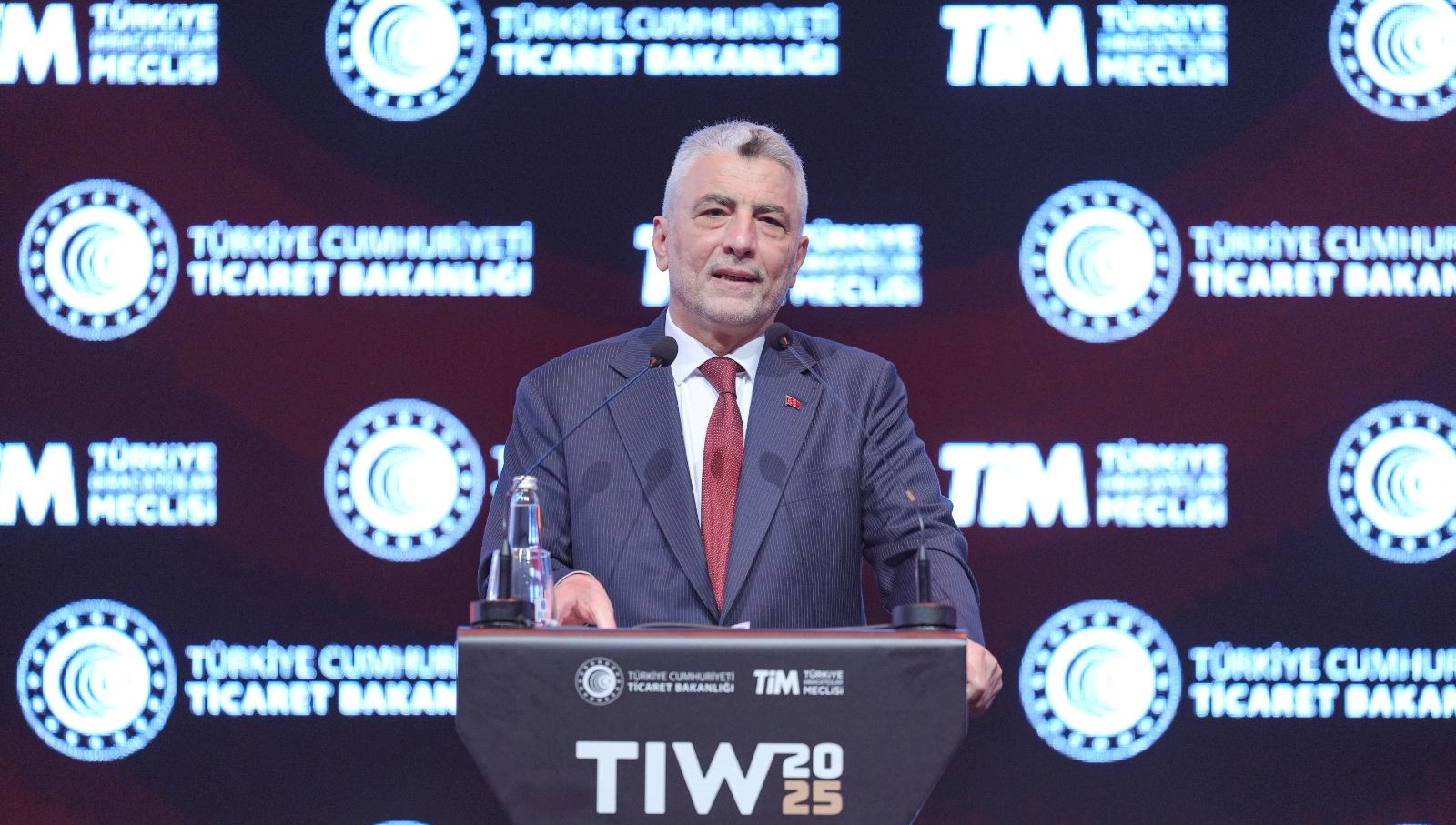 Bakan Bolat Müjdeyi Verdi: Almanya'ya Ulaşan 100 Togg!
