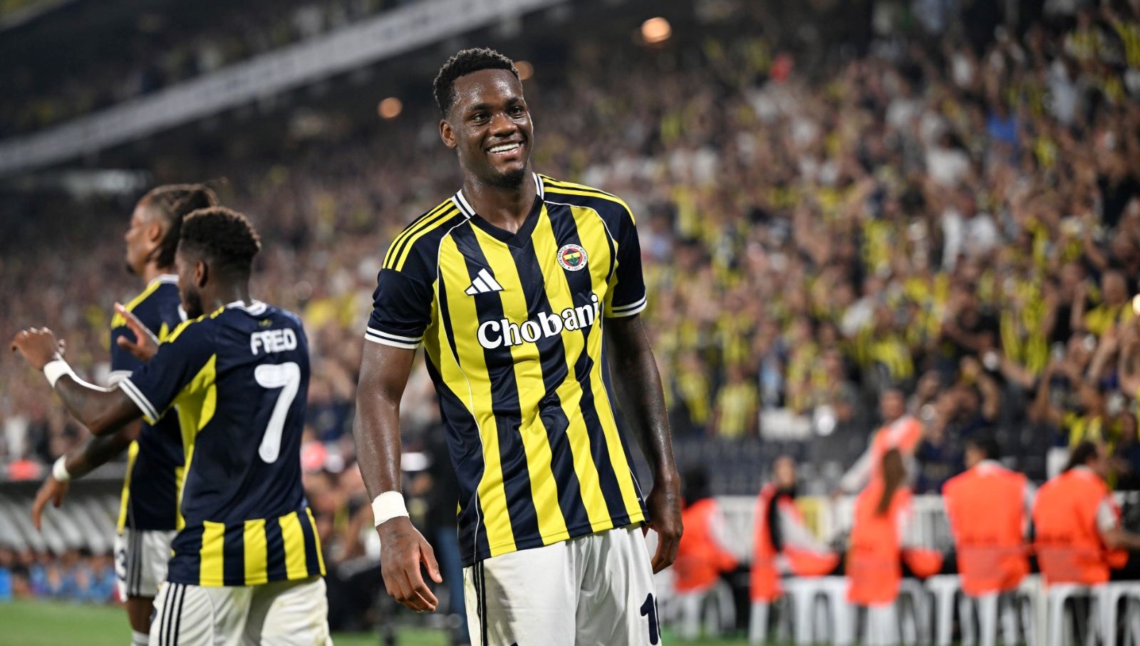 Fenerbahçe'de Jhon Duran'ın Sahalara Dönüş Tarihi Açıklandı!