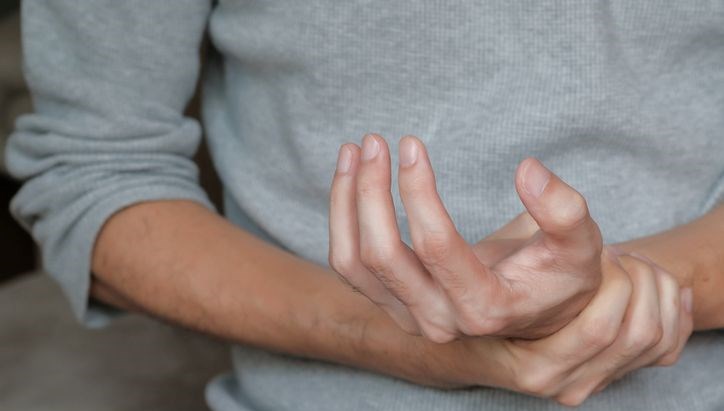Felç Tehditinin Habercisi: Günler Öncesinden Fark Edilebilecek 3 Belirti