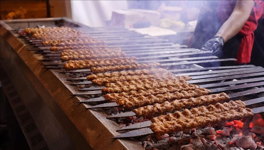 Adana Lezzet Festivali: 12 Ekim'de Gastronomi Şöleni Sürüyor!