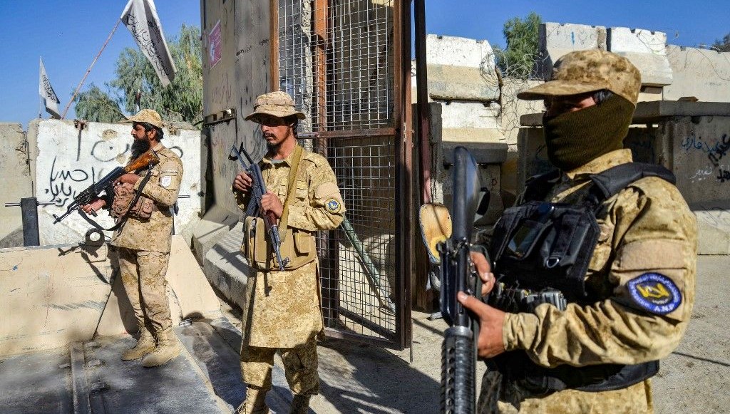 Kanlı Çatışma: Afganistan-Pakistan Sınırında 23 Asker Hayatını Kaybetti