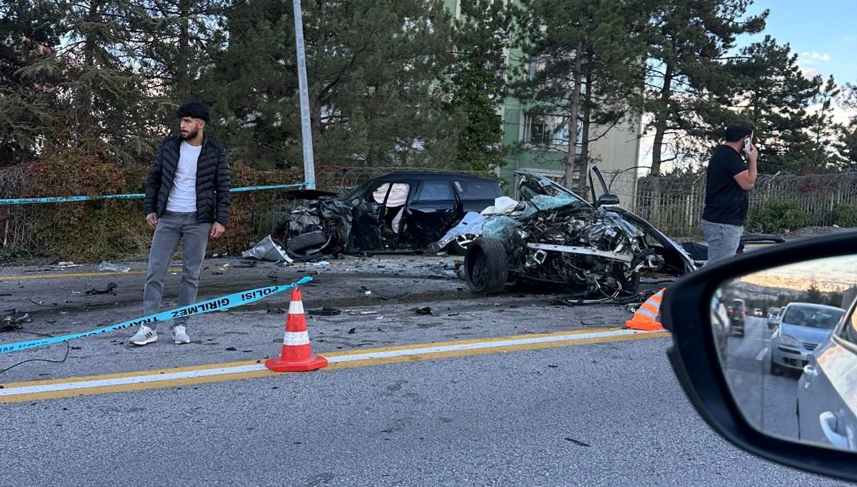 Havai Fişekler Mahallede Yangın Çıkardı!