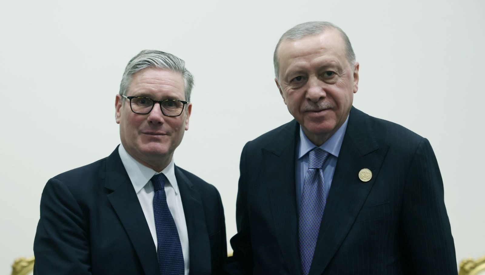 Mısır'daki Gazze Zirvesi: Erdoğan'ın Uçağı Pisti Geçti, Sonra İniş Yaptı