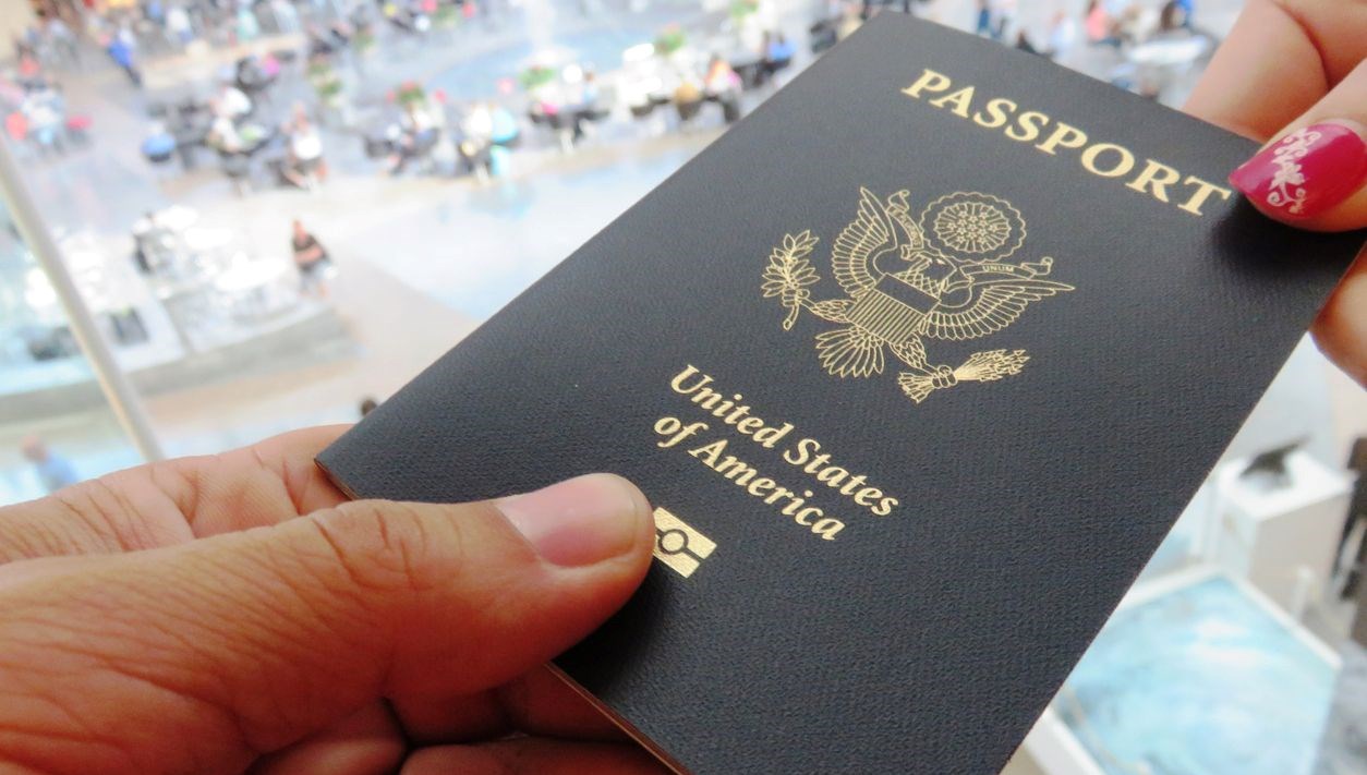 Dünyanın En Etkili Pasaportları: İlk 10'da Şaşırtan Değişiklikler!