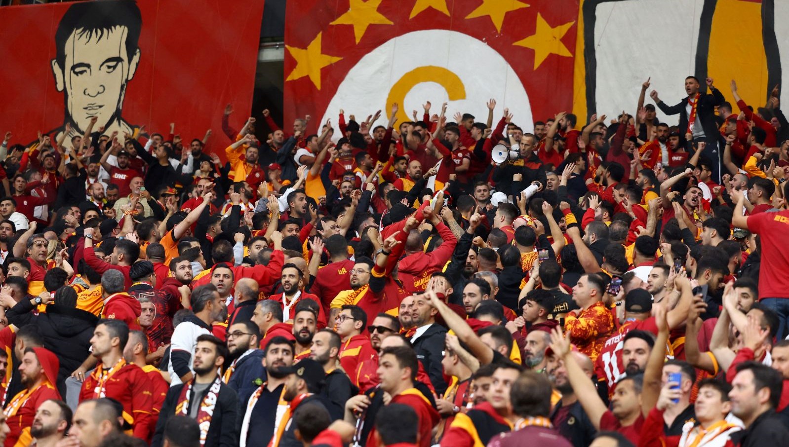Galatasaray'ın Şampiyonlar Ligi Macerası İçin 40 Bin TL'lik Bilet Fiyatları Belirlendi!