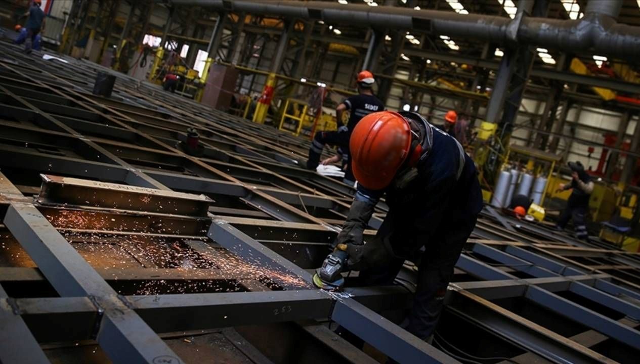 Anayasa Mahkemesi'nden Çalışanların Yanında Olan Karar: İşe İade Davalarındaki Yükümlülük İptal Edildi!